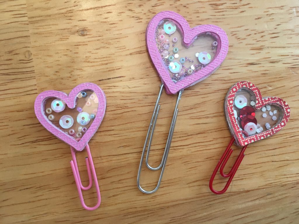 Photo of heart shaped shaker paper clips.